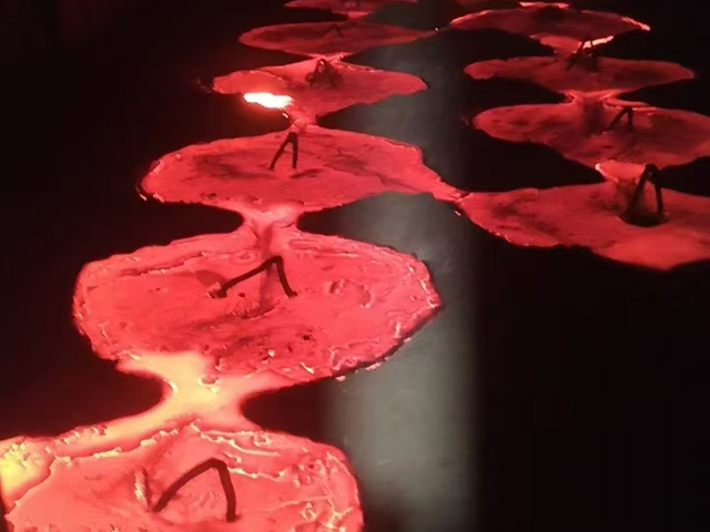 铁合金生产工厂内部